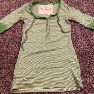 Abercrombie and Fitch size small $8